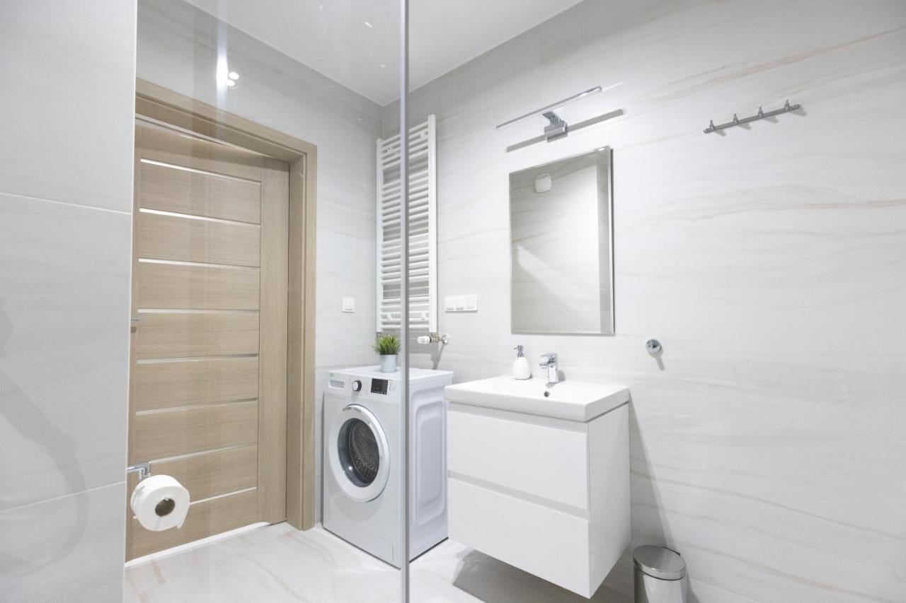 Apartament 8B Waly Chrobrego Szczecin Exteriör bild